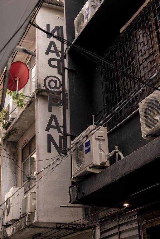 Nap@Pan Hostel Silom Бангкок Экстерьер фото