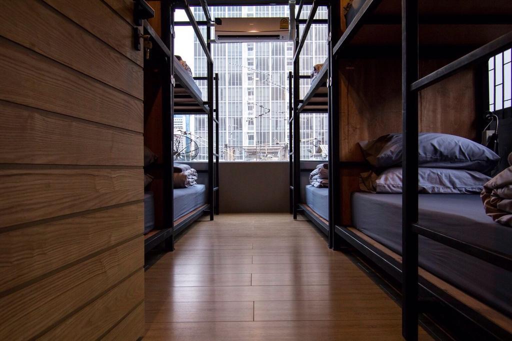 Nap@Pan Hostel Silom Бангкок Экстерьер фото