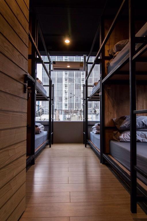 Nap@Pan Hostel Silom Бангкок Экстерьер фото