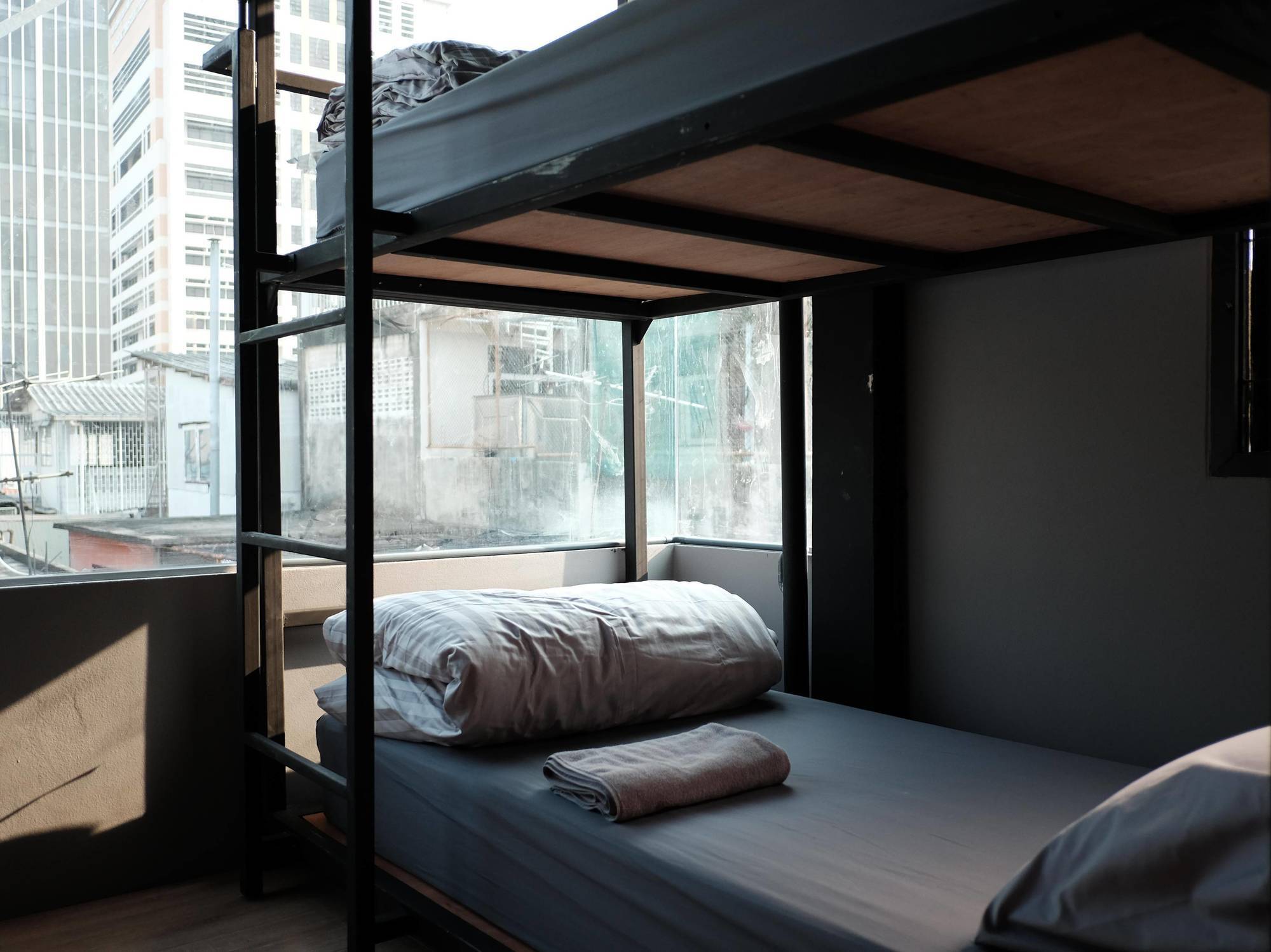 Nap@Pan Hostel Silom Бангкок Экстерьер фото