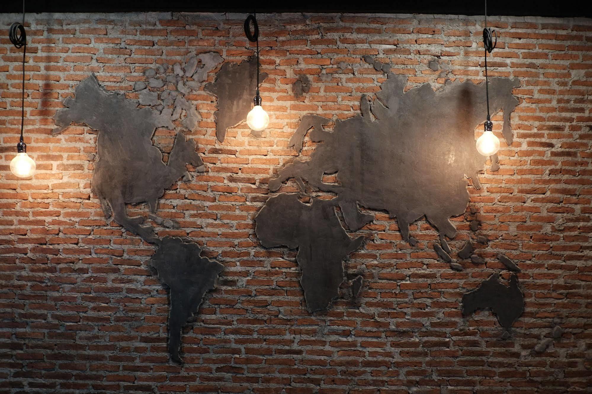 Nap@Pan Hostel Silom Бангкок Экстерьер фото