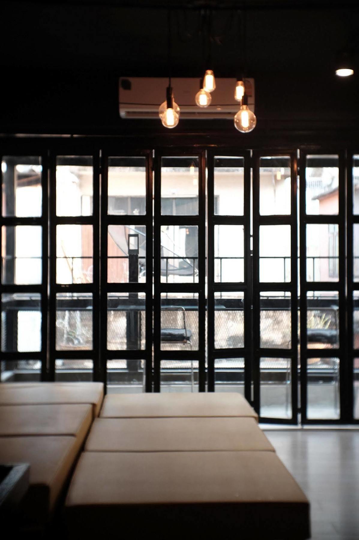 Nap@Pan Hostel Silom Бангкок Экстерьер фото
