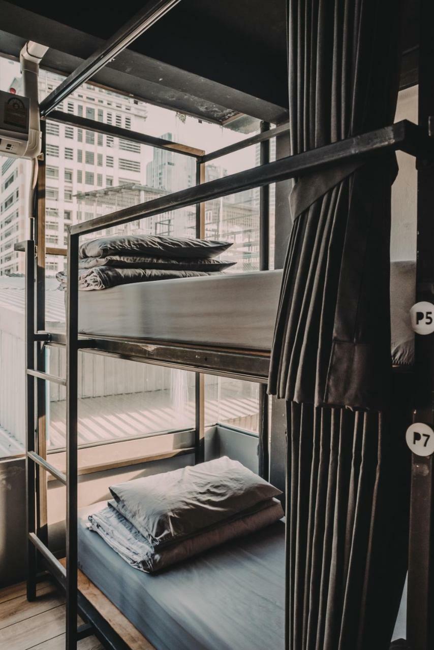 Nap@Pan Hostel Silom Бангкок Экстерьер фото