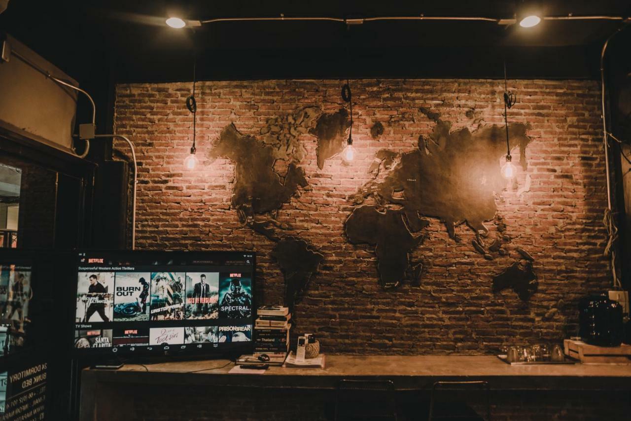 Nap@Pan Hostel Silom Бангкок Экстерьер фото